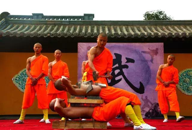 少林小子李连杰几岁,李连杰小时候在少林寺