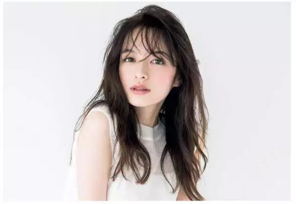 三招教你解决刘海尴尬期,刘海长了怎么不挡眼