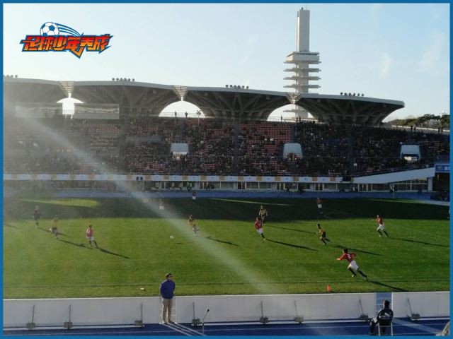 未满18能踢比赛吗,未满18岁可以踢业余联赛吗