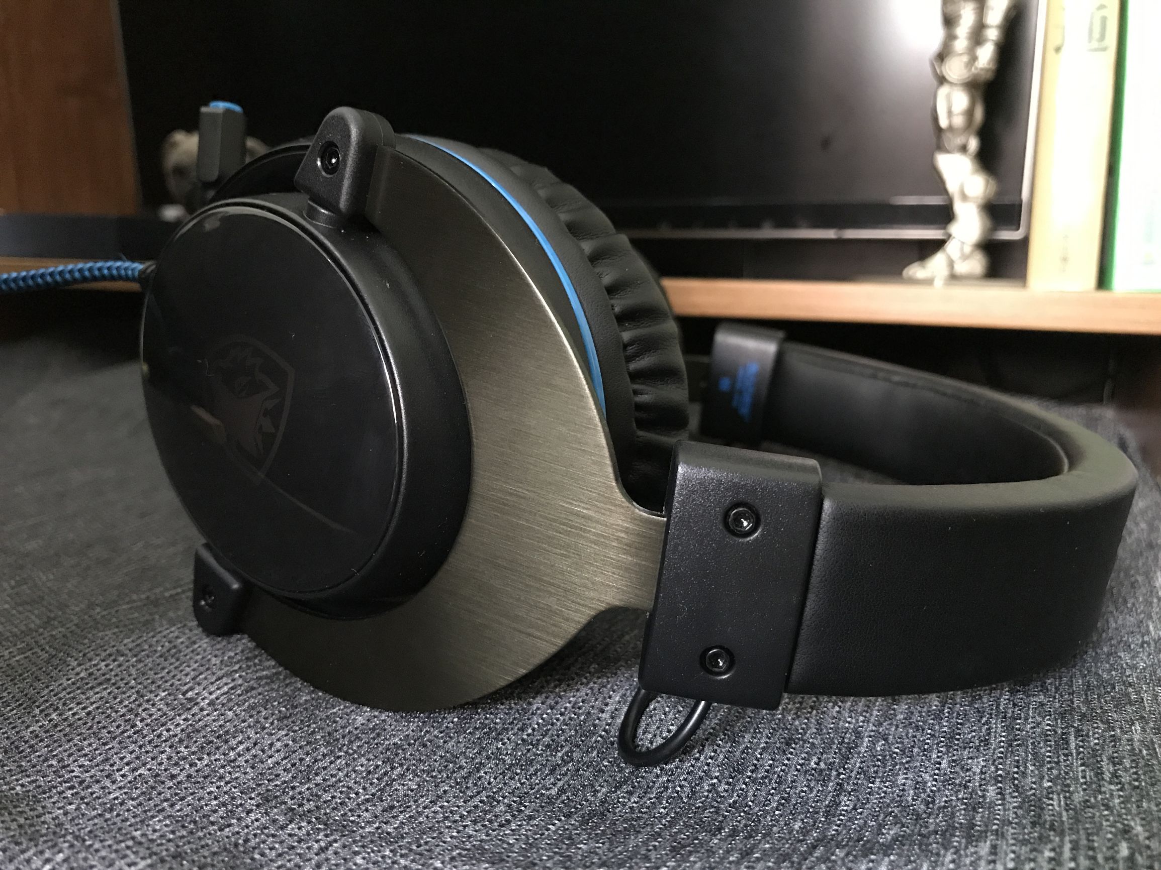 赛德斯r12,赛德斯r1电竞耳机