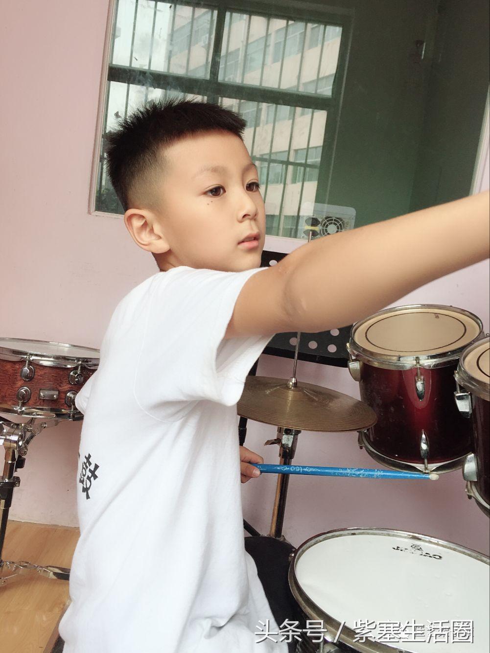 架子鼓速成的秘诀,零基础的架子鼓学员怎样慢慢变好