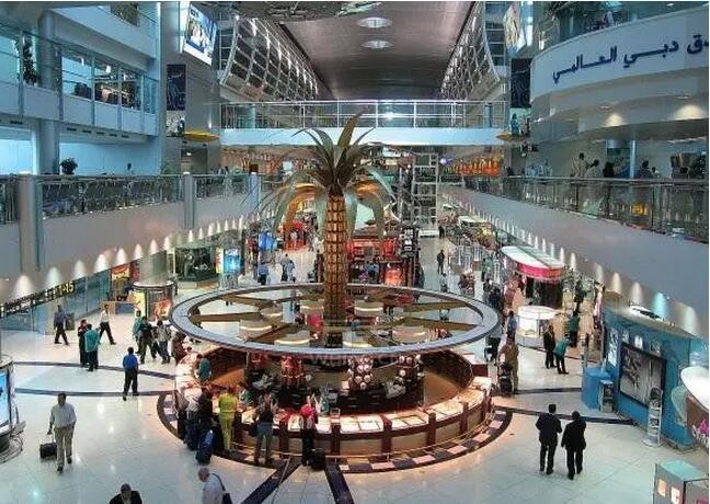 听说迪拜买表很便宜，跟我探究黄金之国的手表秘密