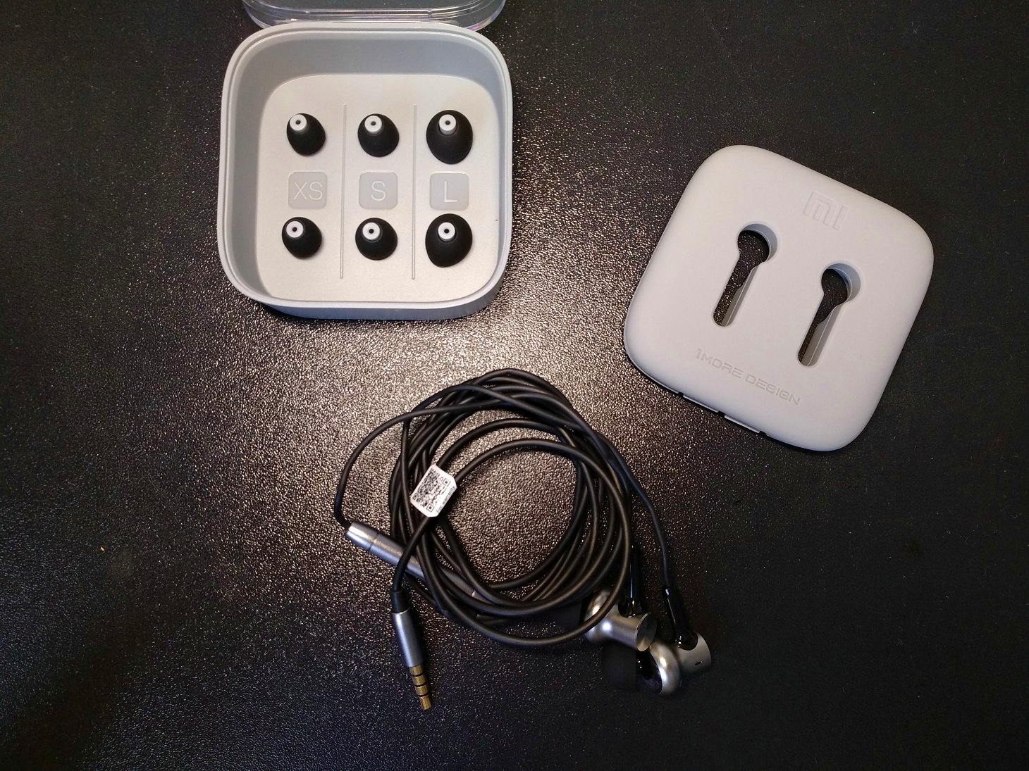 小米圈铁耳机pro发布,小米最好的耳机是圈铁耳机pro吗