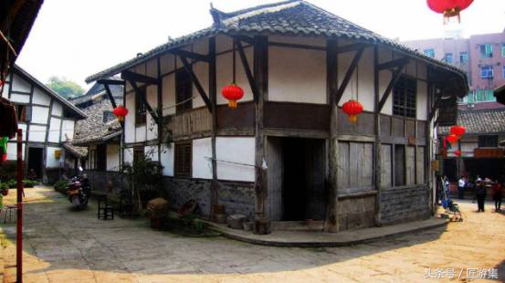 只羡仙市不羡仙，去这座千年古镇品古酒享盐帮美食