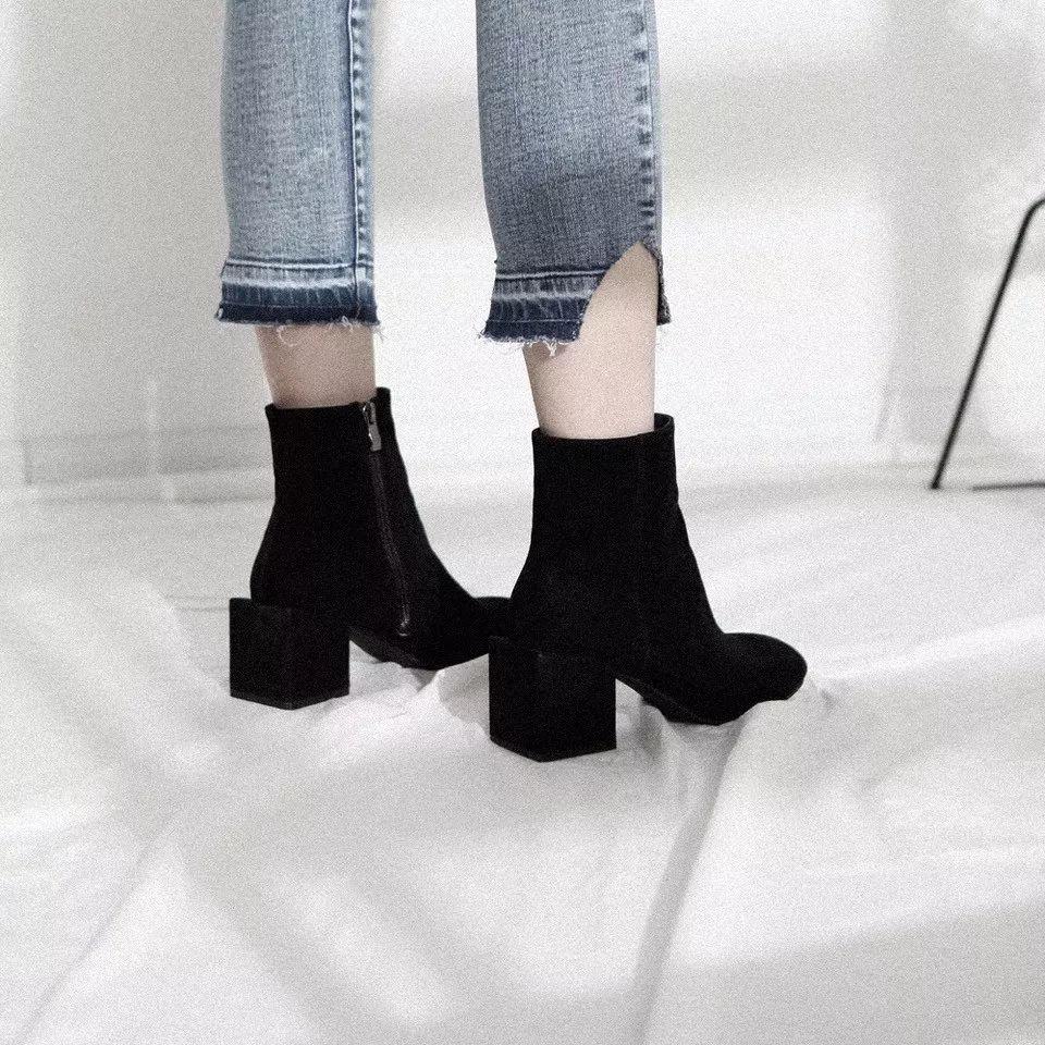 杨幂秋冬新款靴,杨幂热巴唐嫣同款