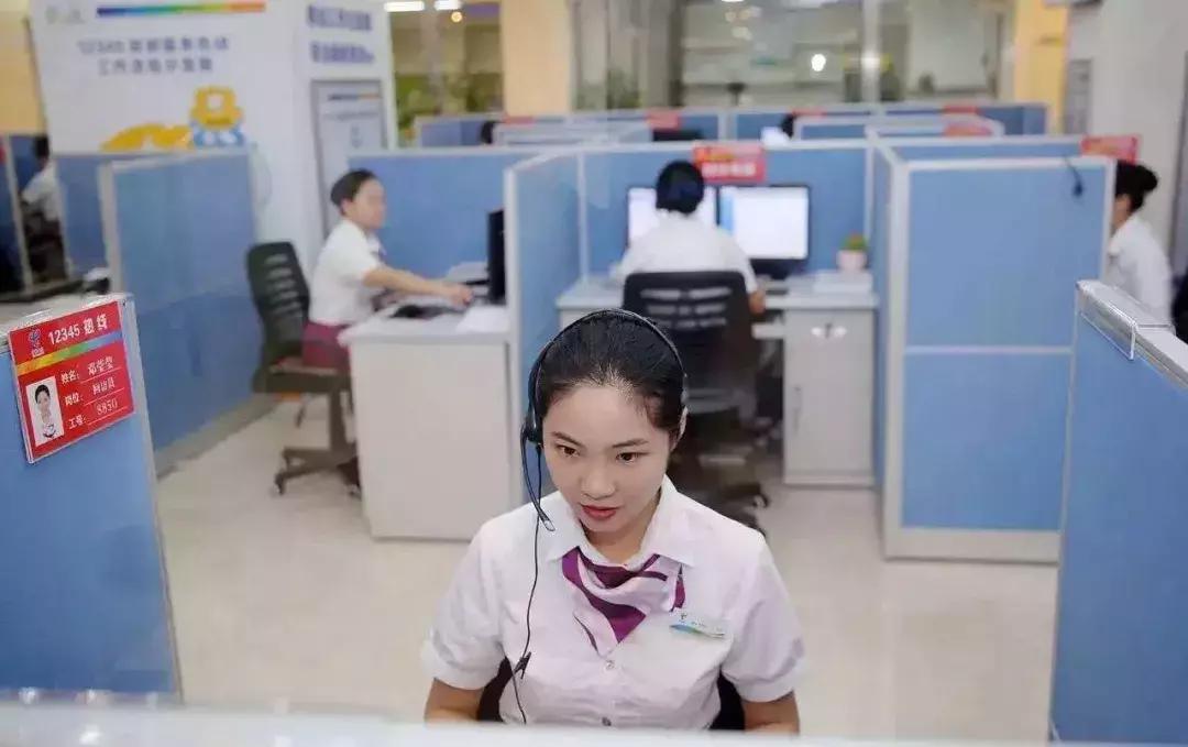 双手呈上元旦小高峰三亚旅游情况报告一份,请查收