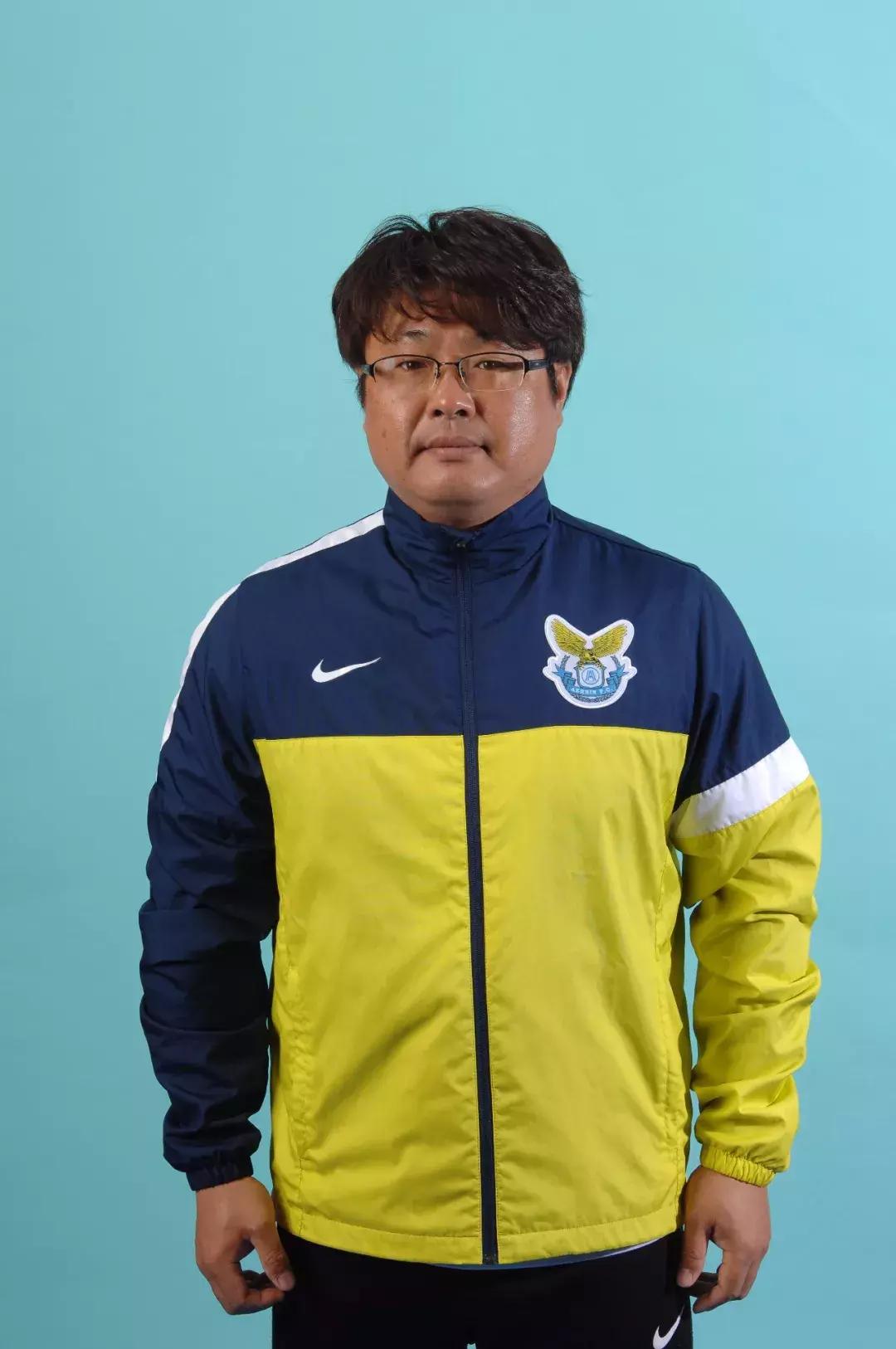 影响大连足球的国际友人系列,百米飞人队医