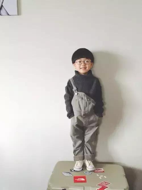 冬季男宝宝整套潮流穿搭,最新春夏韩系男孩穿搭
