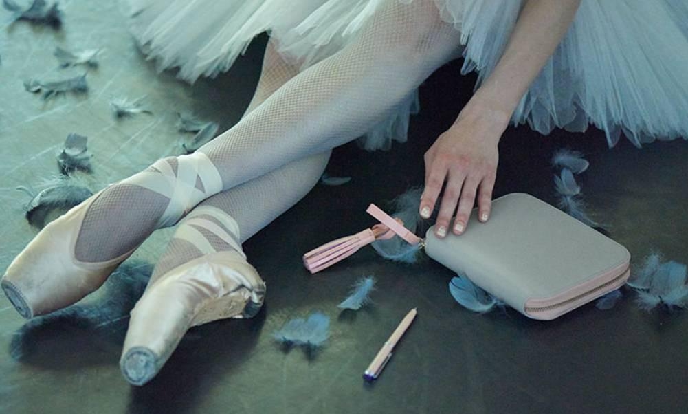 好看手帐文具有哪些,用彩笔做出美丽的手帐