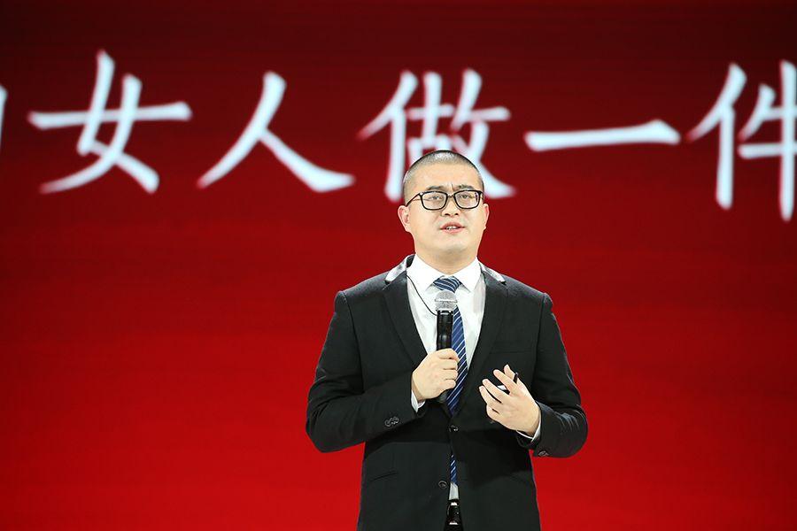 芳子美容龚臣：唤醒美丽，让芳子如繁星遍布中华大地