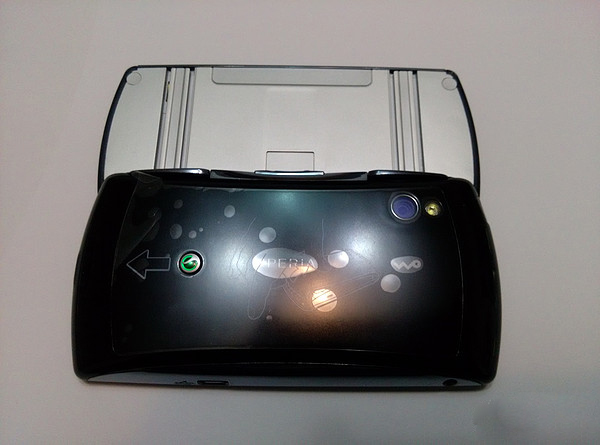 当年psp手机,七年前买的苹果手机