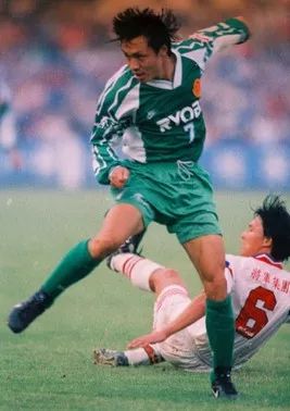 他是“快马”也是“救火队员”（内含2018国安台历中奖名单）