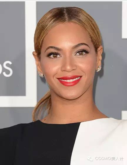 #你画的不是眼线是灵魂#竟然瞎画十年还不自知！