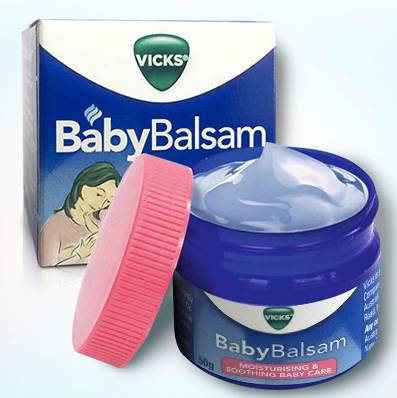 天王嫂带小女儿逛街,天王嫂带女儿逛街