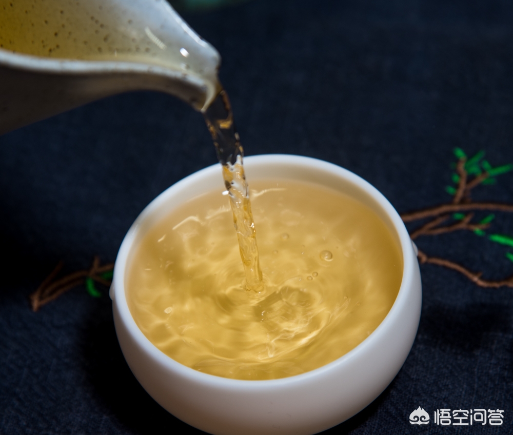 开一个茶叶店铺怎样才能赚钱,开茶叶店赚钱吗大概利润多少呢