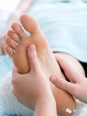 Bigger问答时间|跑步时前脚掌痛怎么办？