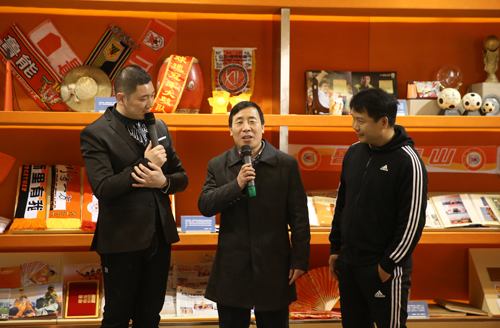 鲁能泰山球迷一代人的回忆,球迷文化看台现场