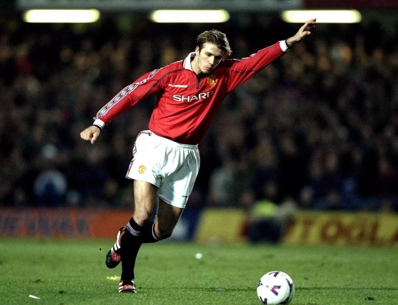 足球衫穿搭,翻领足球衣穿搭