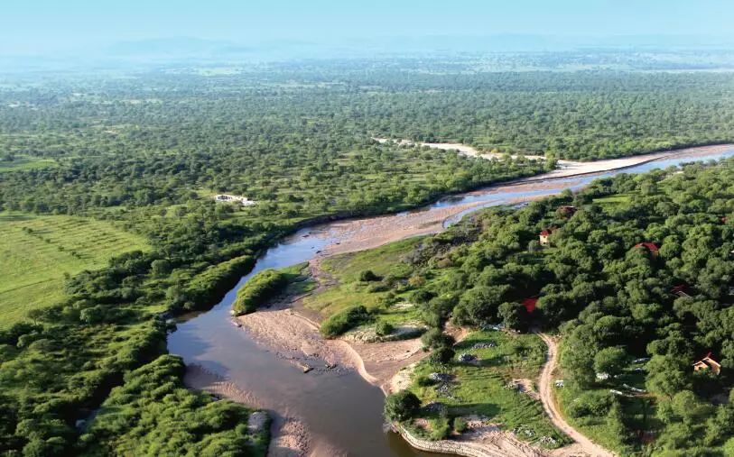 什么事情这么重要？内蒙古日报居然一下发了8个版！