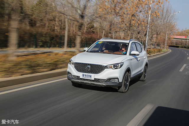 爱卡suv,名爵zs2020款1.5l是三缸还是四缸