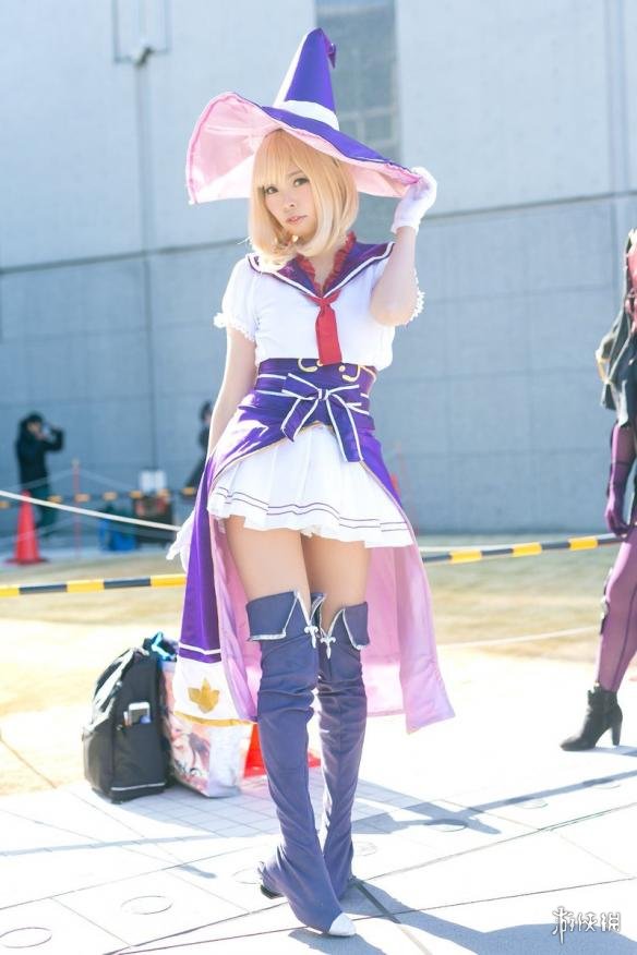 11区漫展C93海量萌妹COS图集黑丝御姐萝莉各种波涛胸涌！