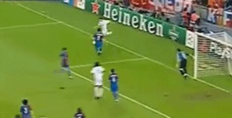 足球十大精彩进球卡洛斯,那些难以置信的进球