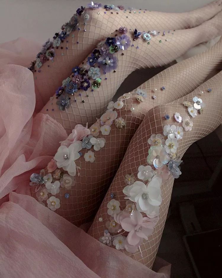 袜子如何搭配篮球鞋,法式水晶袜搭配什么袜子