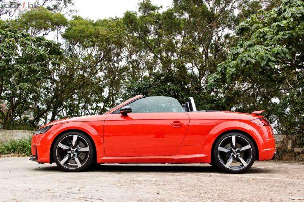 奥迪ttrs敞篷最新款,奥迪ttroadster