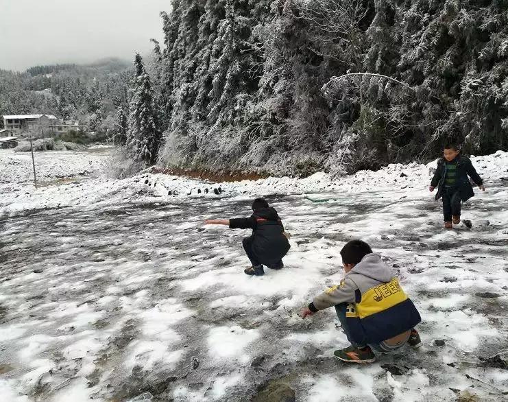 利川市冰雪奇缘滑雪场,利川冰雪奇缘滑雪场