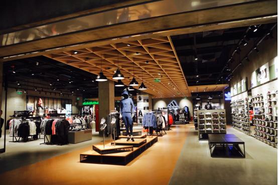 杭州阿迪达斯直营店都有哪些,阿迪达斯杭州店