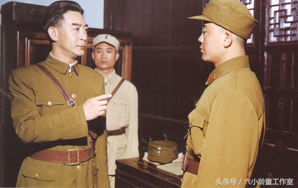 六小龄童纪念周恩来总理去世42周年，曾两次饰演周恩来