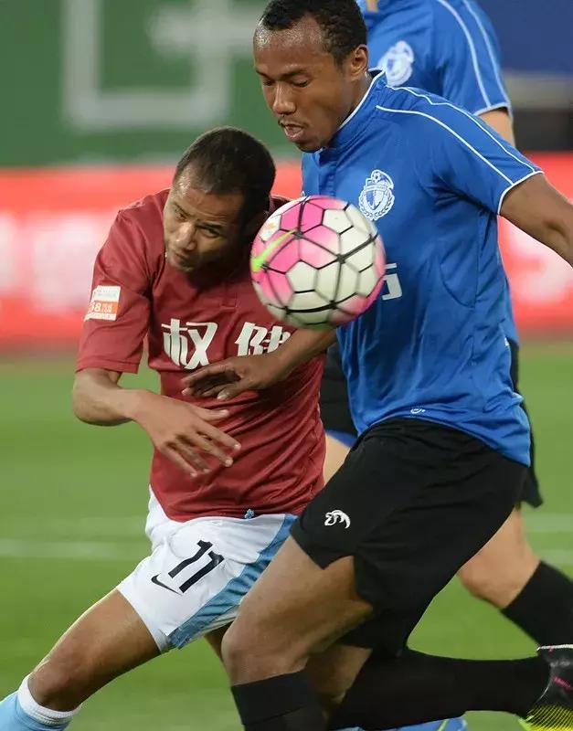 中超2023首位新外援被曝,中超首位归化门将曝光