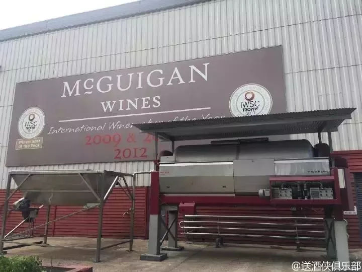 教你一眼看出进口红酒,让您足不出户喝遍全球美酒