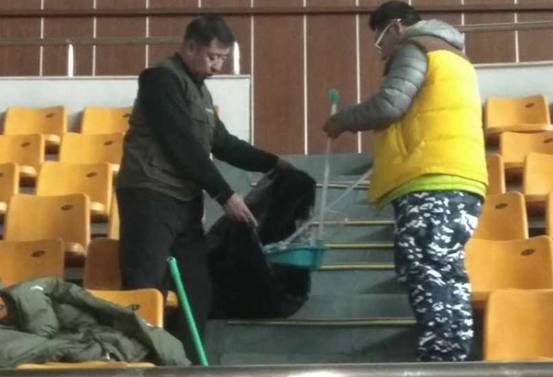 鞍山球迷罗西,鞍山球迷