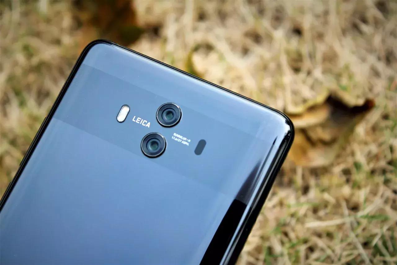 小白测评华为mate10续航排名,华为mate10和三星s9测评