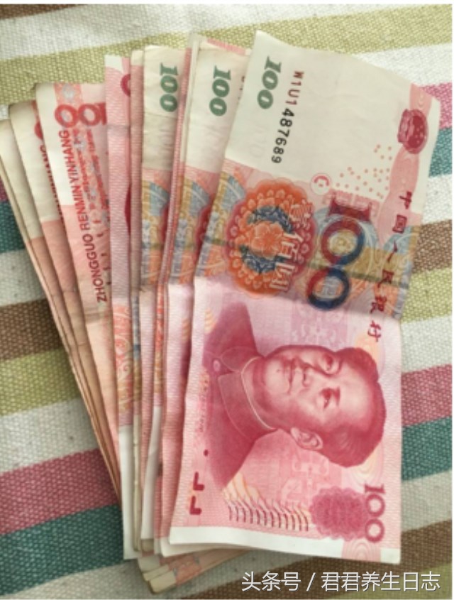 人人喜欢的钱币，其实是最脏的东西，快看看有多脏