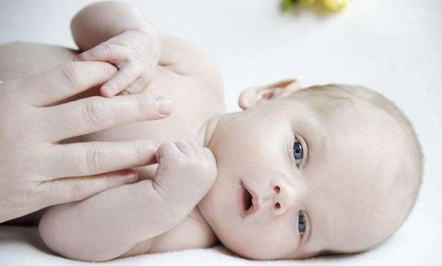 新生儿脐带护理9个步骤,新生儿脐带护理正确步骤