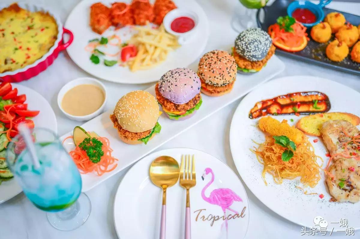 这里聚集了网红店的所有套路，但依然轻易俘获了我的少女心