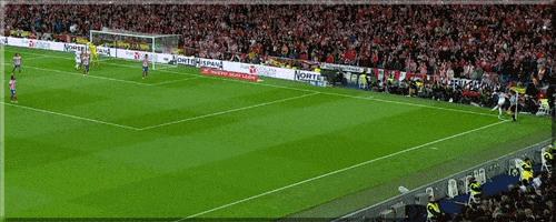 c罗弹跳头球,c罗弹跳滞空头球经典照片