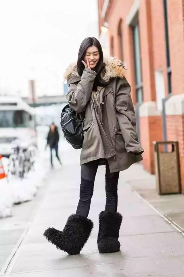 冬天雪地靴怎么穿好看,冬天雪地靴怎么穿最暖和