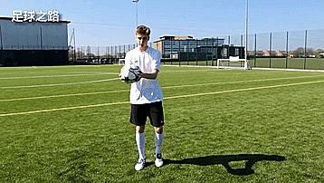 身体各个部位颠球表演,多部位颠球教学女生