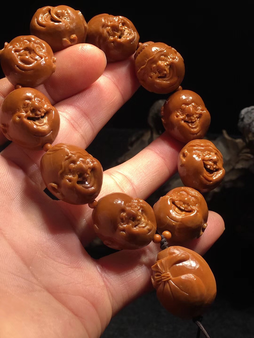 橄榄核手串如何保养,橄榄核保养的方法