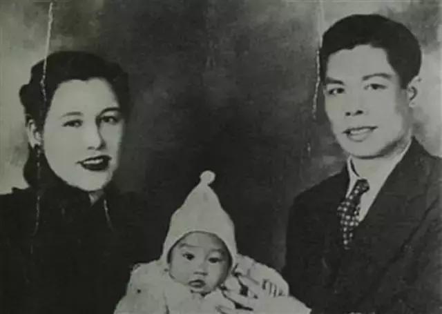 李小龙武术界第一人,华人巨星李小龙