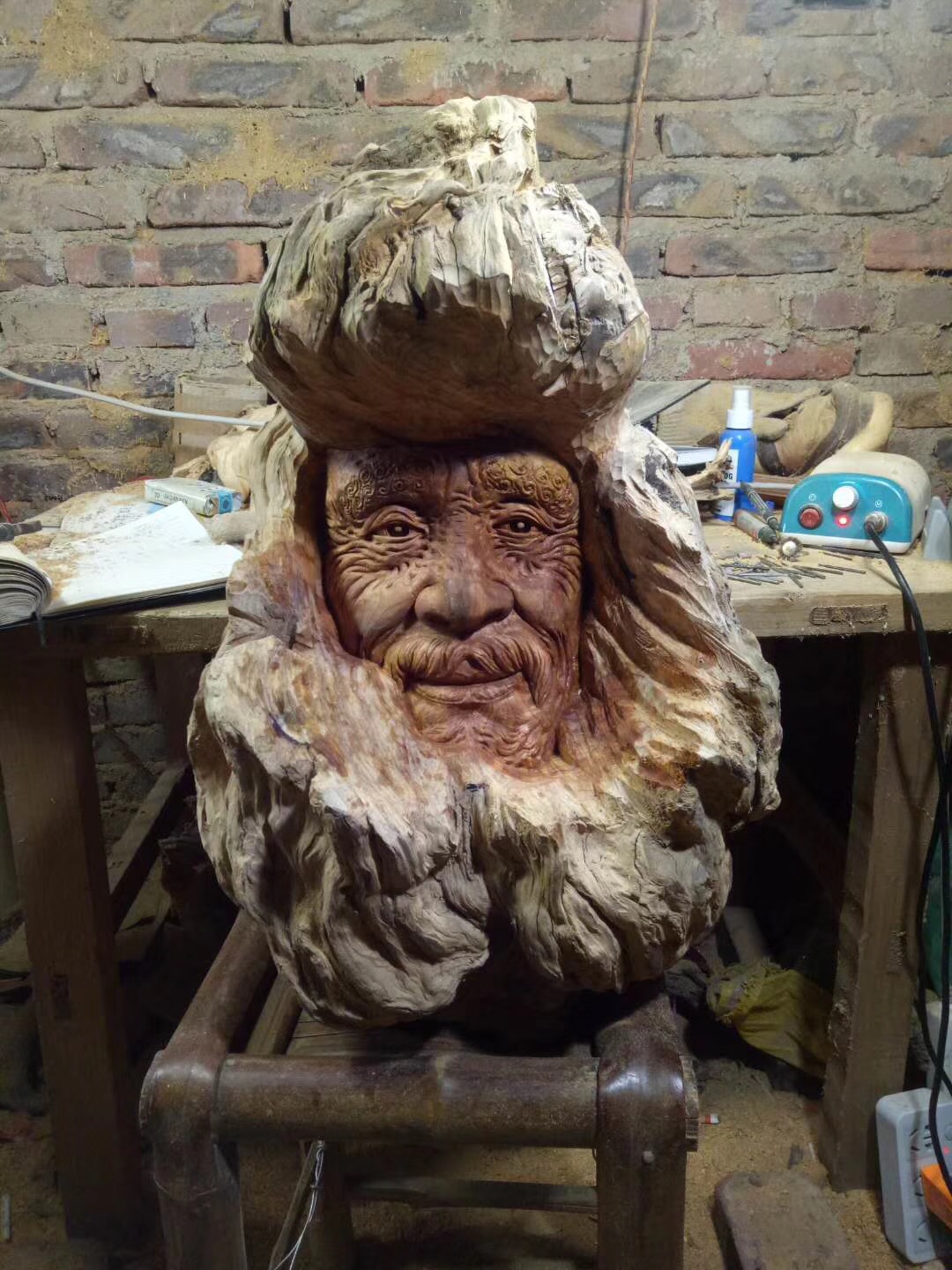 木雕根雕制作过程,木雕的根雕制作过程