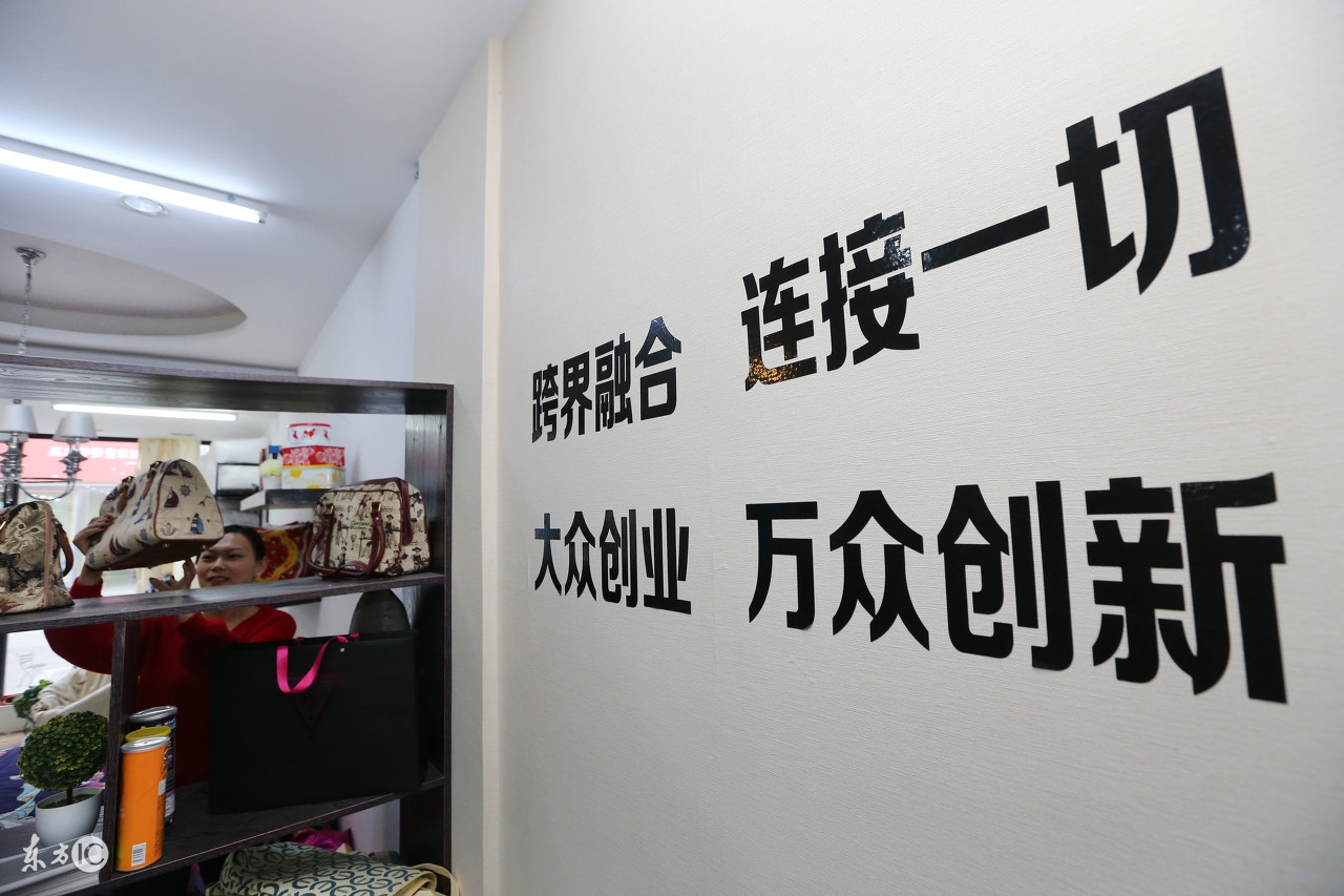 巨蟹座男孩年入百万 (巨蟹座长大后变富有的几率有多少)