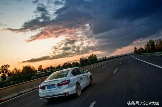 在去买SUV的路上，你会停下来看看新雅阁吗？