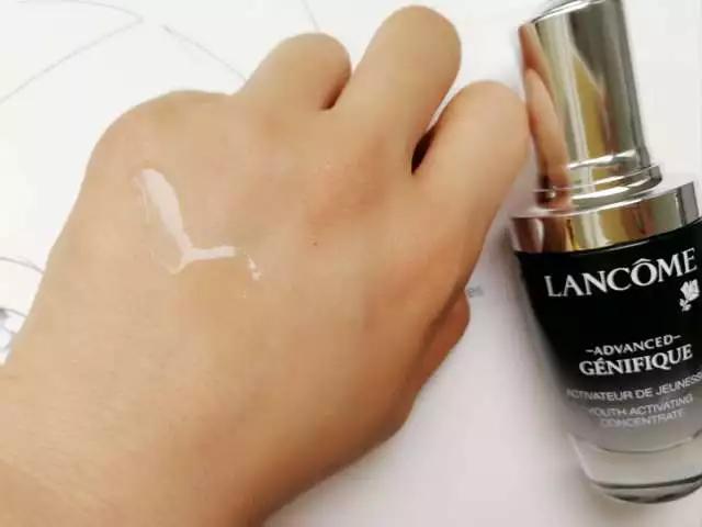 底妆起皮快速补救,皮肤不好干燥起皮卡粉怎么上底妆