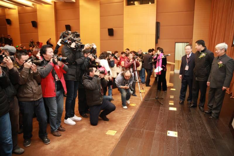 韩煜书法展在中国,韩煜和他的书法创作团队