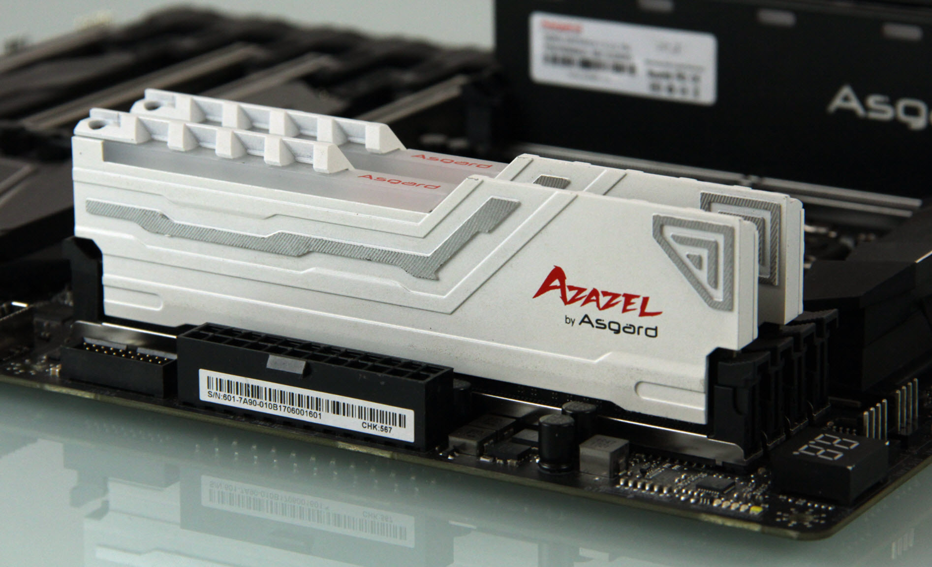 i97980xe参数,史上最粘的胶水