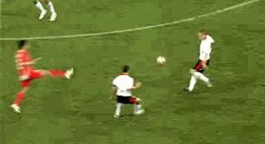 李根打韩国队,李根打赵睿